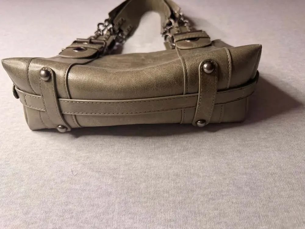 Silence & Noise Faux Leather Shoulder Bag in Sage Green with Buckle and Chain De
